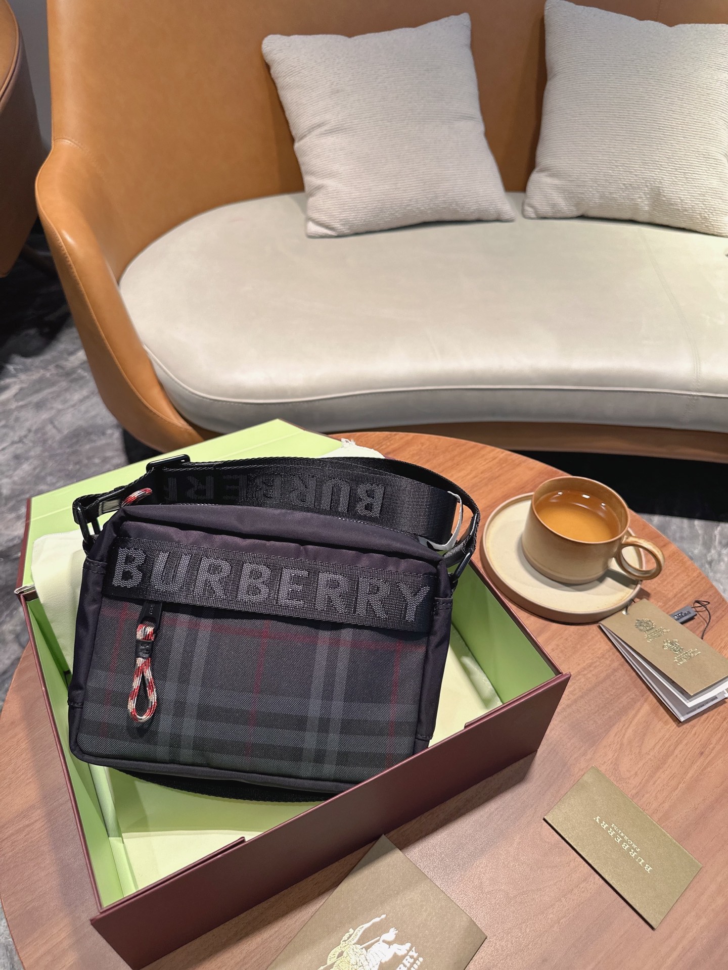 burberry bag 64